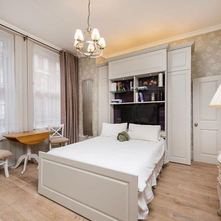 Charming Chelsea Studio Your Cozy Urban Retreat London Exteriör bild