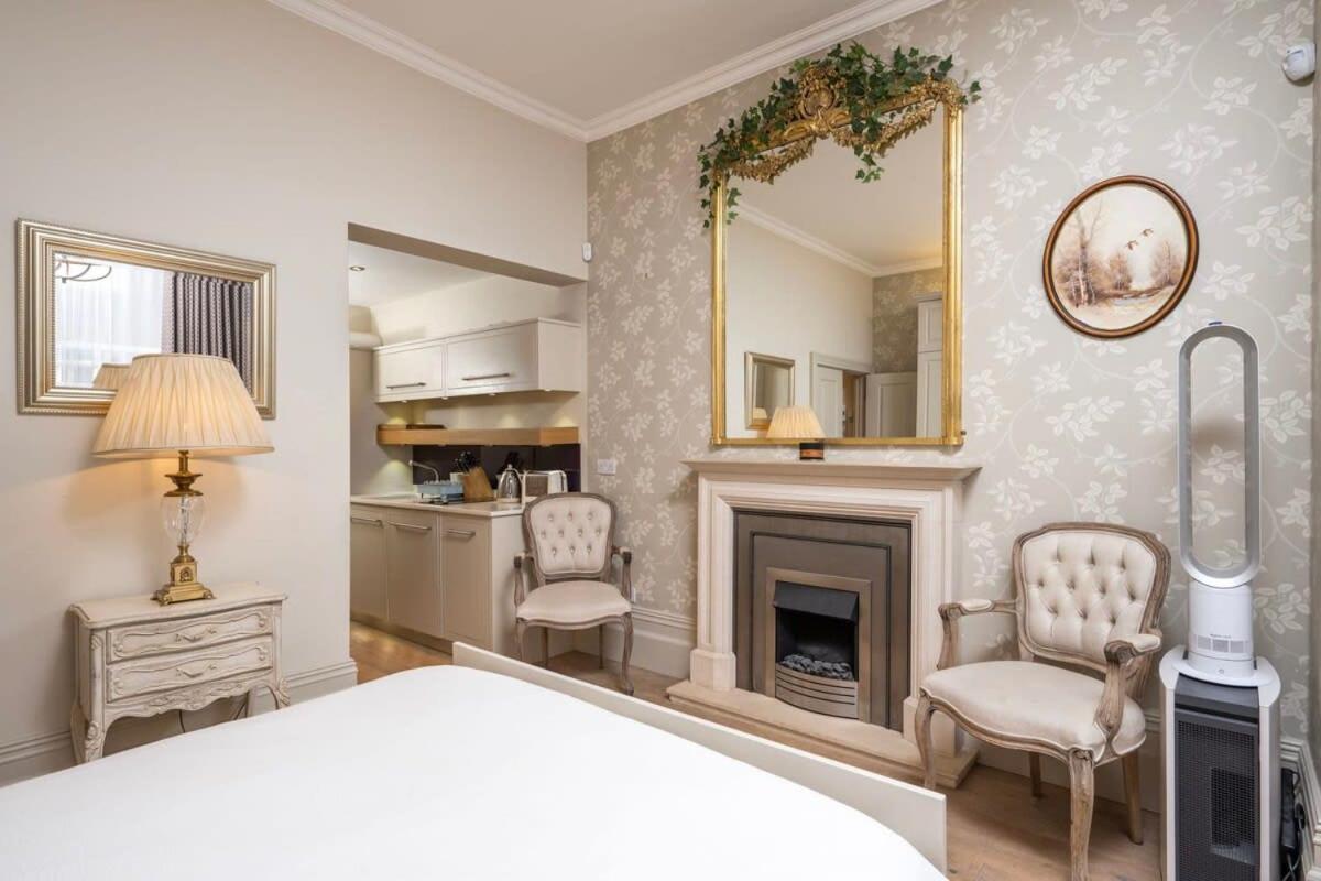 Charming Chelsea Studio Your Cozy Urban Retreat London Exteriör bild