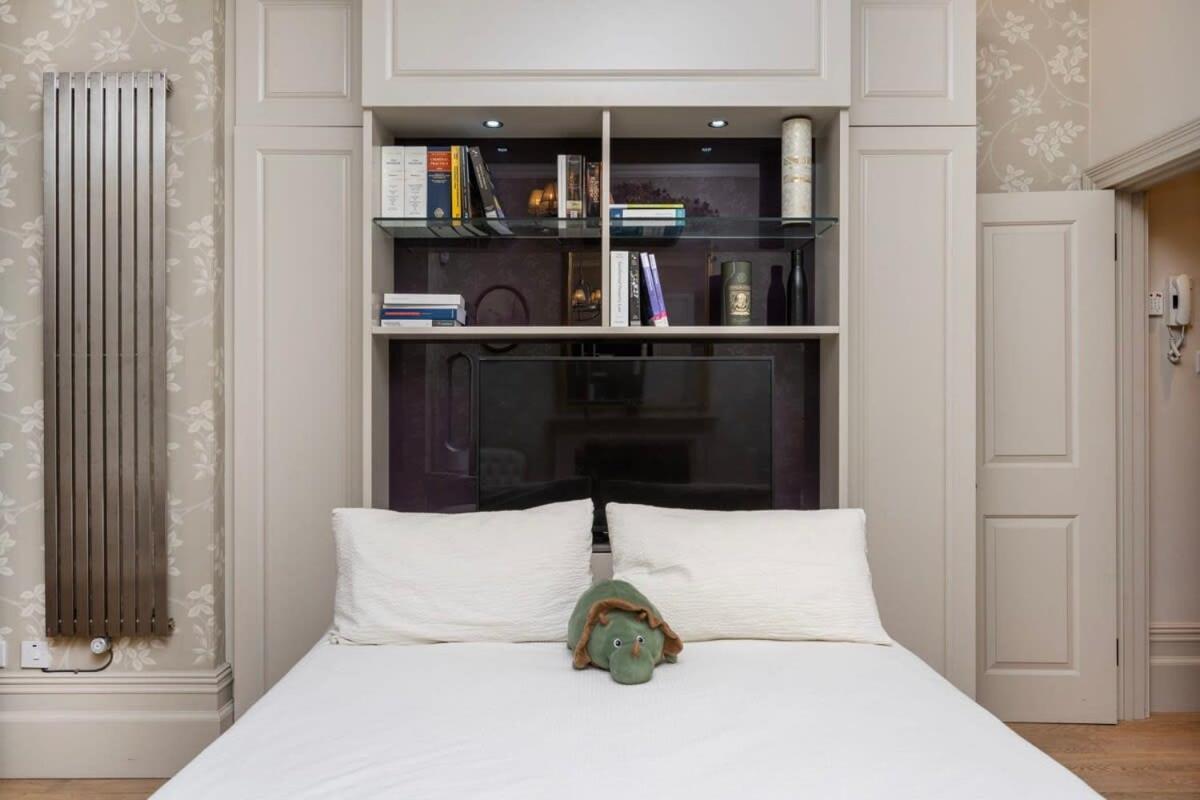 Charming Chelsea Studio Your Cozy Urban Retreat London Exteriör bild